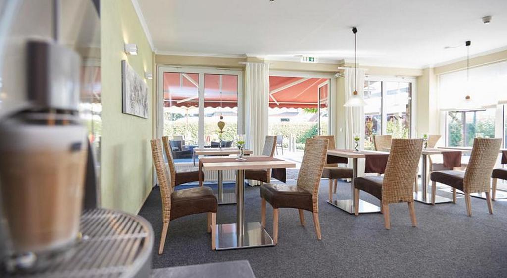Hotel Waldblick Deppe リップシュタット エクステリア 写真